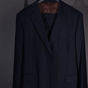 Caravelli men's navy blue two-piece suit with tie